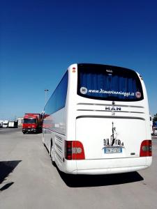 b68f7dc3-0560-4d8d-8c1c-7f52cfed1af5