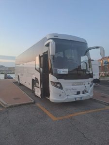 scania-touring-0326-2